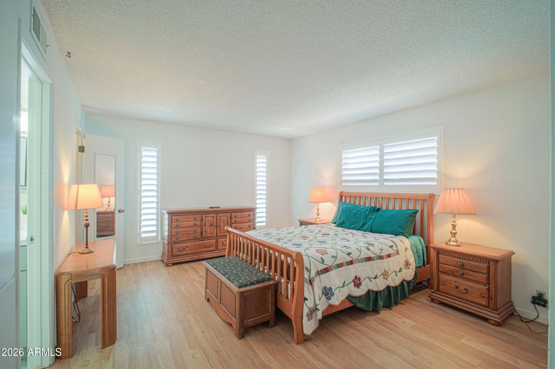 2152 N Middlecoff Dr, Mesa, AZ 85215