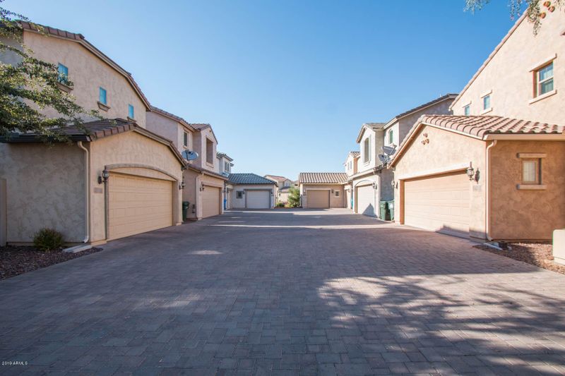 2152 W Le Marche Ave, Phoenix, AZ 85023