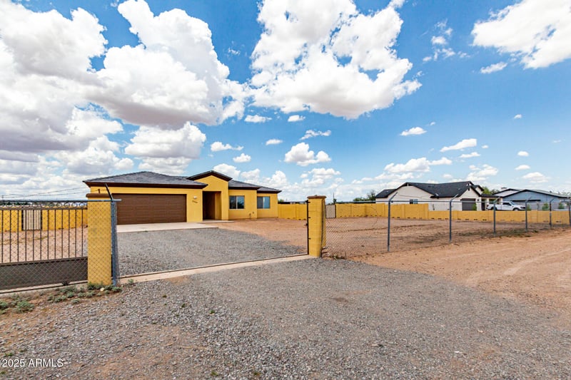 21524 Chaparosa Way, Wittmann, AZ 85361