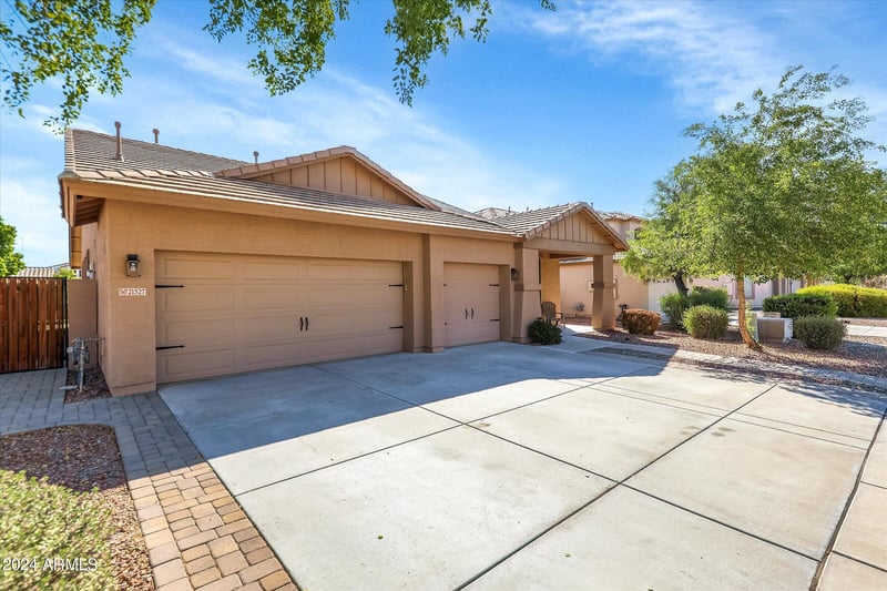 21527 78th Ln, Peoria, AZ 85382