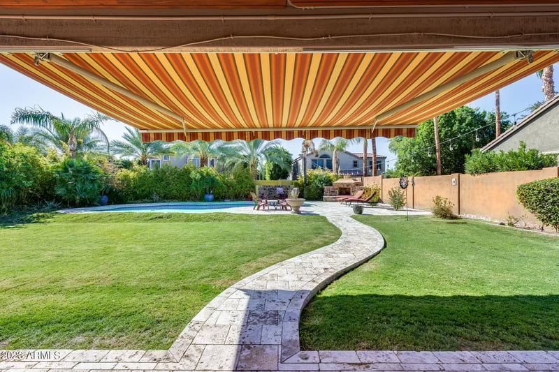 21528 71st Dr, Glendale, AZ 85308