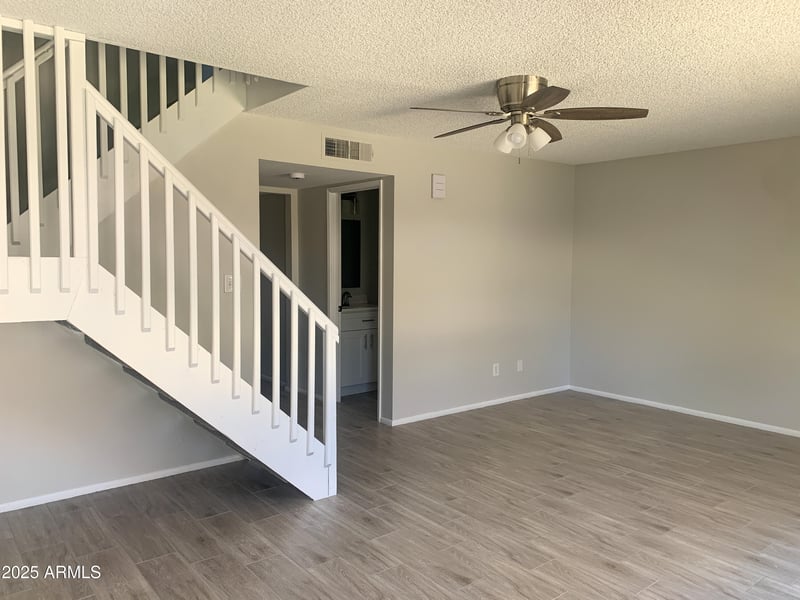 2155 Farmdale Ave #8, Mesa, AZ 85202