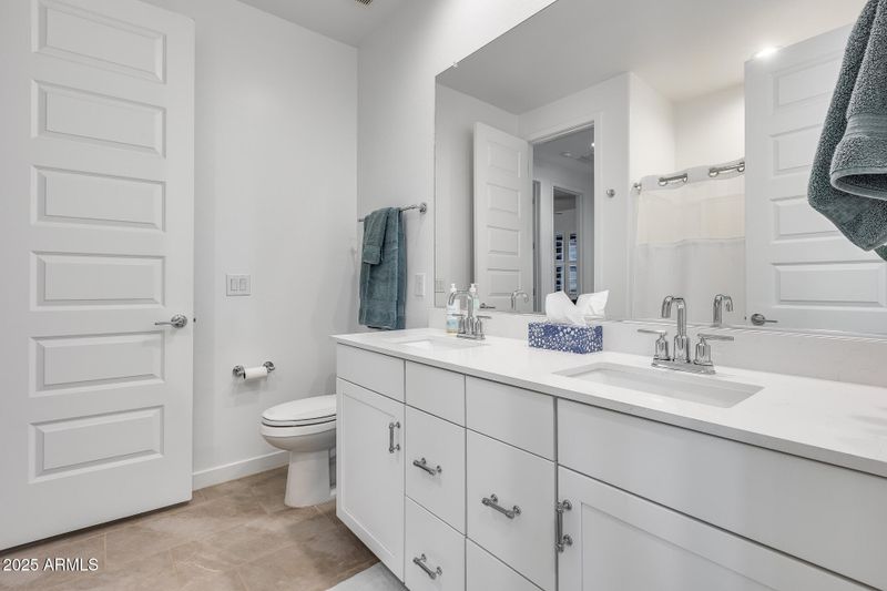 2156 W Sierra Sunset Trl, Phoenix, AZ 85085