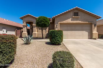 21563 Greenway Rd, Maricopa, AZ 85138