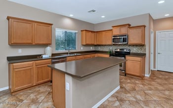 2157 Scully Dr, Phoenix, AZ 85023