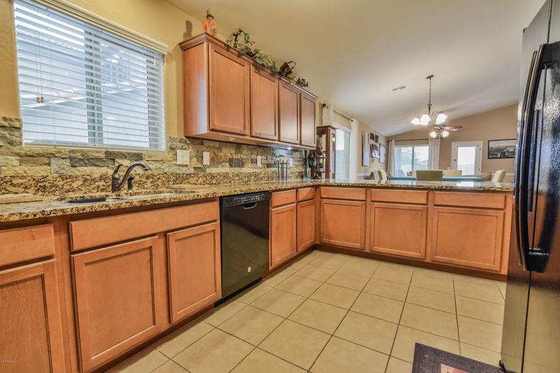 21571 W Hilton Ave, Buckeye, AZ 85326