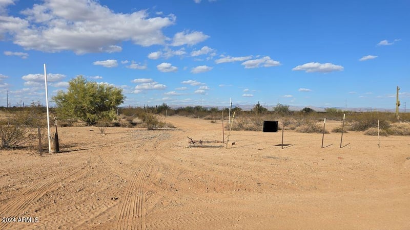 215SS W Lone Mountain Ave #-, Wittmann, AZ 85361