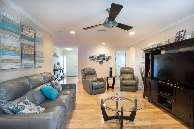 216 E Keim Dr, Phoenix, AZ 85012