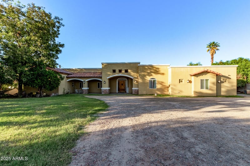 216 Fremont Rd, Phoenix, AZ 85041