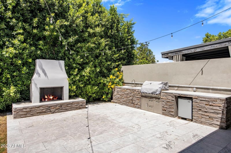 216 Winged Foot Rd, Phoenix, AZ 85023