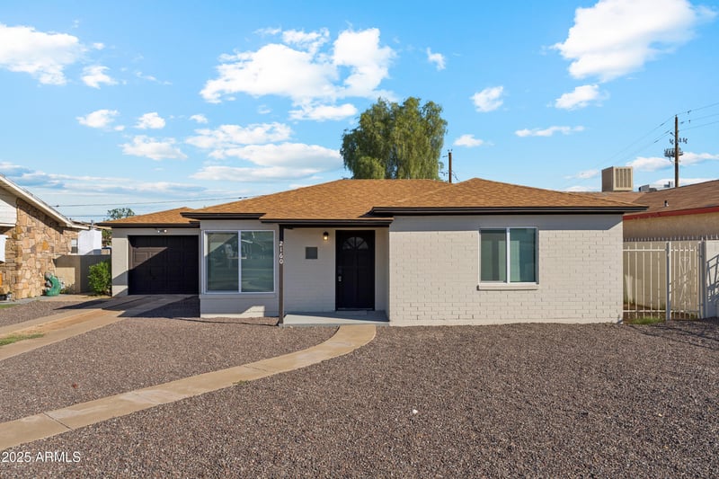 2160 Corona Ave, Phoenix, AZ 85040