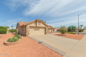 21601 147th Dr, Sun City West, AZ 85375