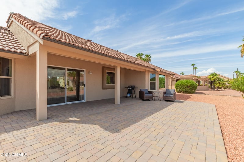 21601 147th Dr, Sun City West, AZ 85375