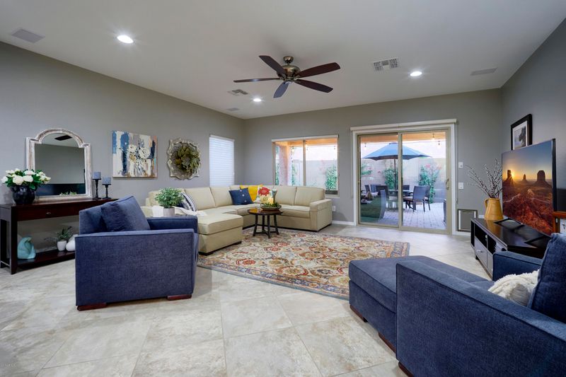 21607 N 36th St, Phoenix, AZ 85050
