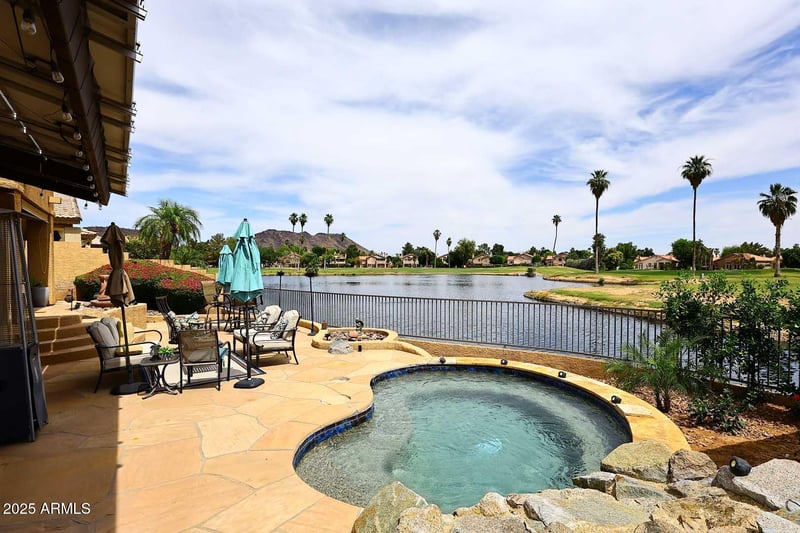 21609 61st Ave, Glendale, AZ 85308