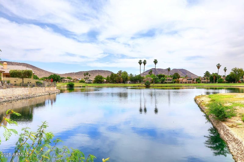 21609 61st Ave, Glendale, AZ 85308