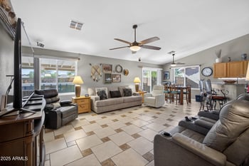 2161 17th Ave, Apache Junction, AZ 85120