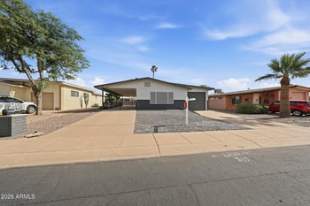 2161 Middlecoff Dr, Mesa, AZ 85215