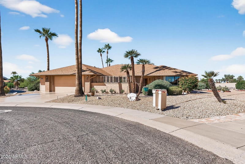 21610 Sunglow Dr, Sun City West, AZ 85375