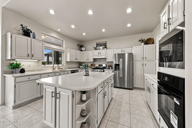 21615 N 160th Dr, Sun City West, AZ 85375