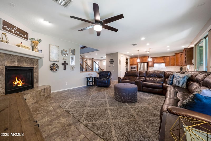 21619 36th St, Phoenix, AZ 85050