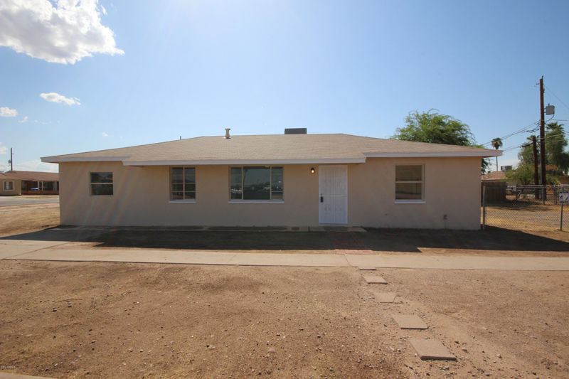 2162 E Parkway Dr, Phoenix, AZ 85040