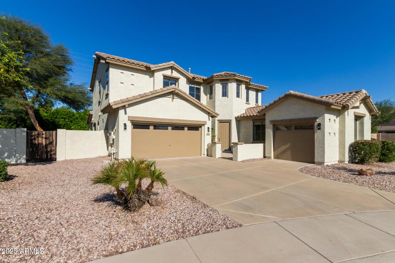 2162 Yellowstone Pl, Chandler, AZ 85249