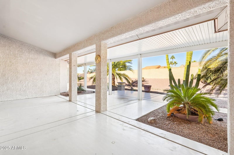 21620 150th Dr, Sun City West, AZ 85375