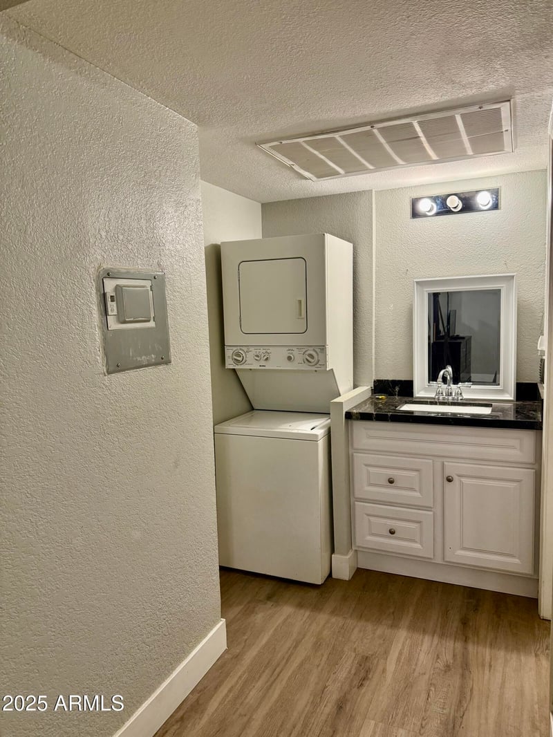 21622 23rd Ave #B102, Phoenix, AZ 85027