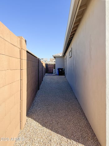 21622 58th St, Phoenix, AZ 85054