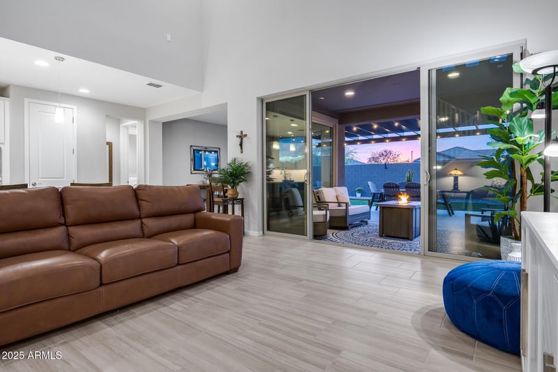 21622 N 59th Way, Phoenix, AZ 85054