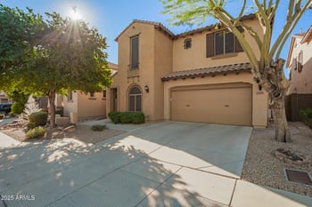 21626 38th Way, Phoenix, AZ 85050