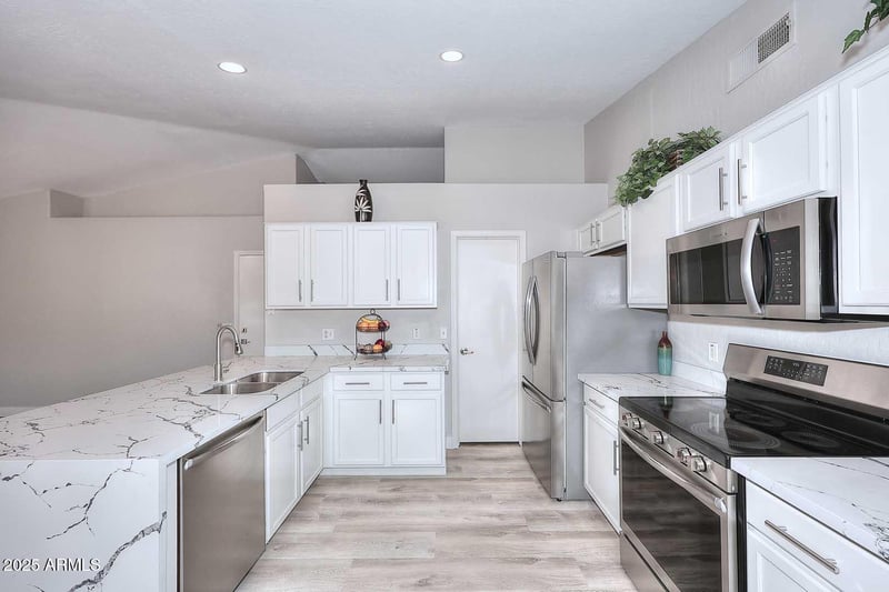 2163 Tucana Ln, Gilbert, AZ 85295