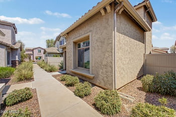 2163 Scully Dr, Phoenix, AZ 85023