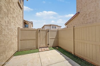 2163 Scully Dr, Phoenix, AZ 85023