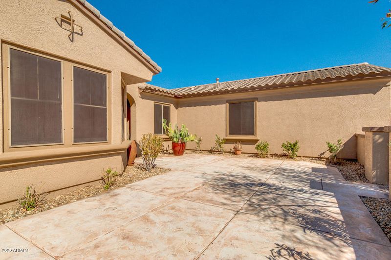 21634 N Black Bear Lodge Dr, Surprise, AZ 85387