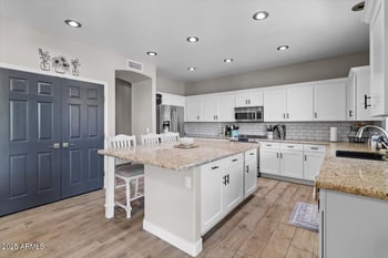 21638 85th Ave, Peoria, AZ 85382