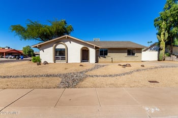 2164 Eugie Ave, Phoenix, AZ 85029