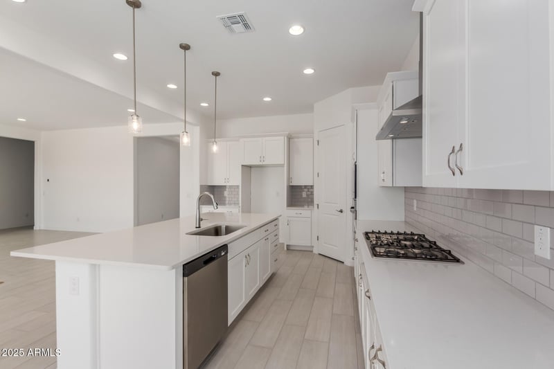 21640 Roundup Way, Queen Creek, AZ 85142