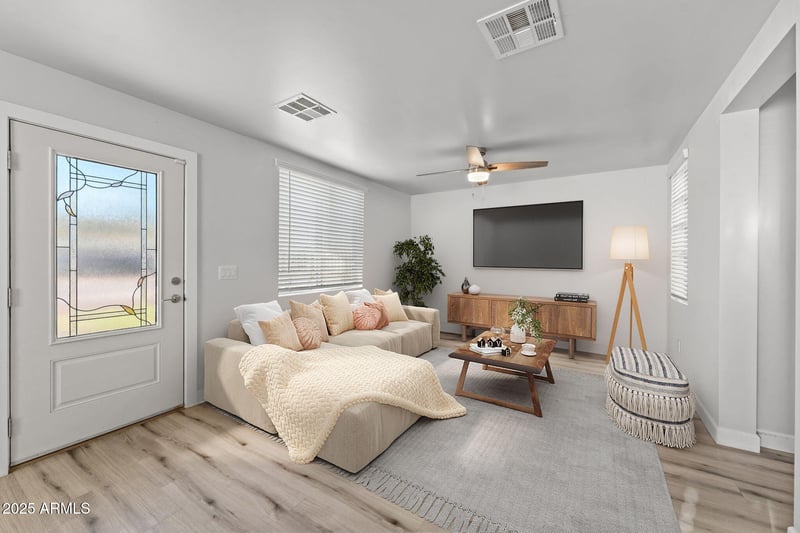 21647 Laura St, Wittmann, AZ 85361