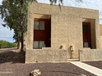 2165 University Dr #223, Mesa, AZ 85213