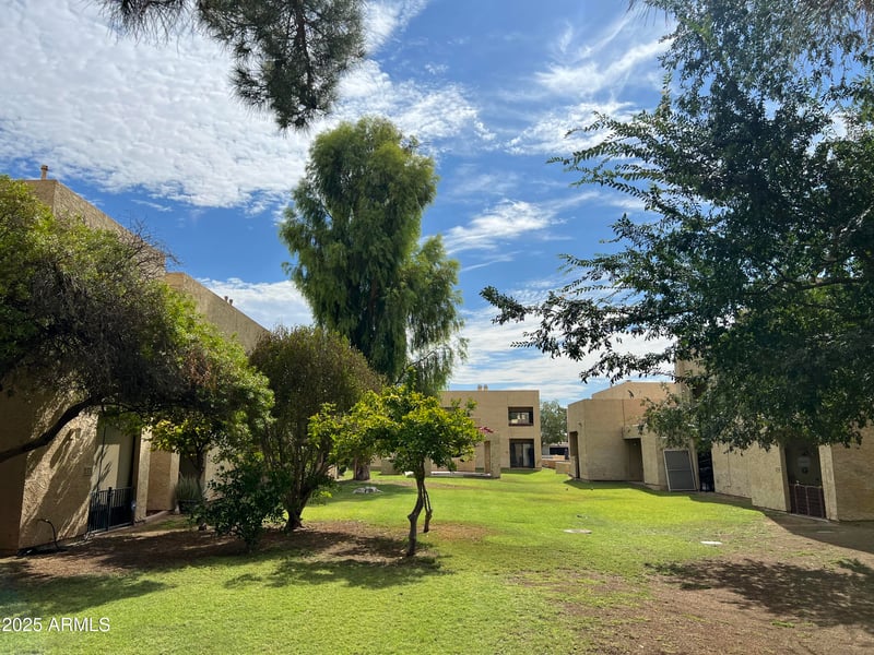 2165 University Dr #223, Mesa, AZ 85213