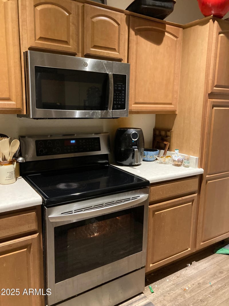 21655 36th Ave #120, Glendale, AZ 85308