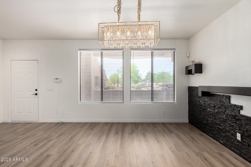 21655 36th Ave #131, Glendale, AZ 85308