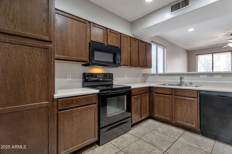 21655 36th Ave #134, Glendale, AZ 85308