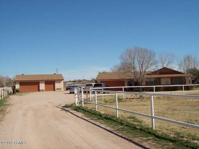 21657 S 158th St, Gilbert, AZ 85298