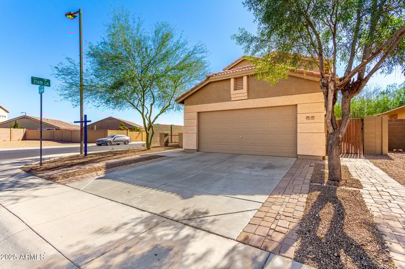 21673 Hess Ave, Buckeye, AZ 85326