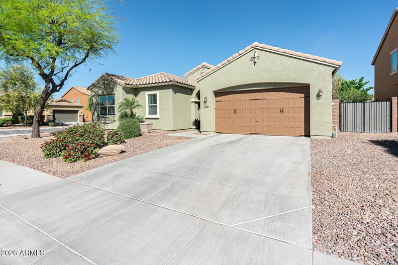 2168 Indian Wells Dr, Gilbert, AZ 85298