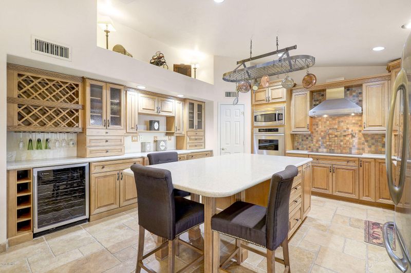 21680 N 56th Ave, Glendale, AZ 85308