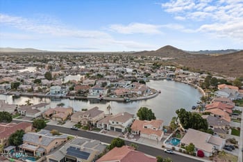 21682 53rd Dr, Glendale, AZ 85308